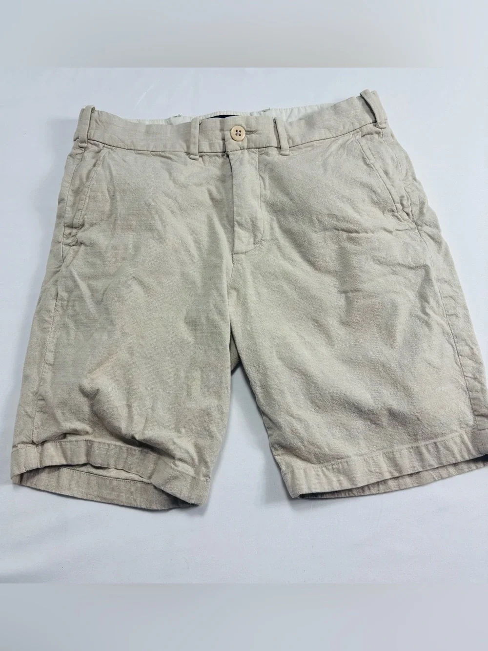 Abercrombie and Fitch Men's Beige Cotton Chino Shorts M519